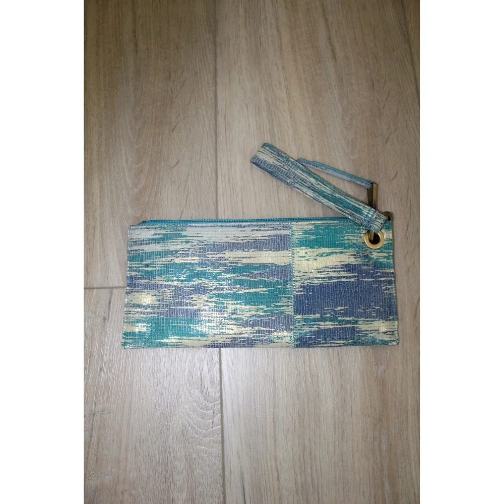 Hobo Teal Gold Cracked Glass Metallic Leather Vida Wristlet Clutch Wallet Zip